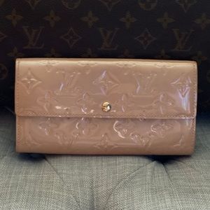 Louis Vuitton Vernis Portefeuille Sarah Wallet